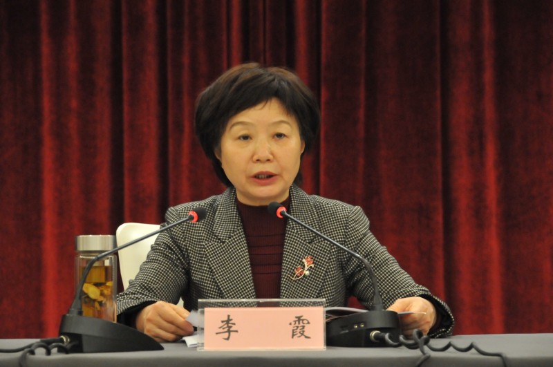 李霞.jpg
