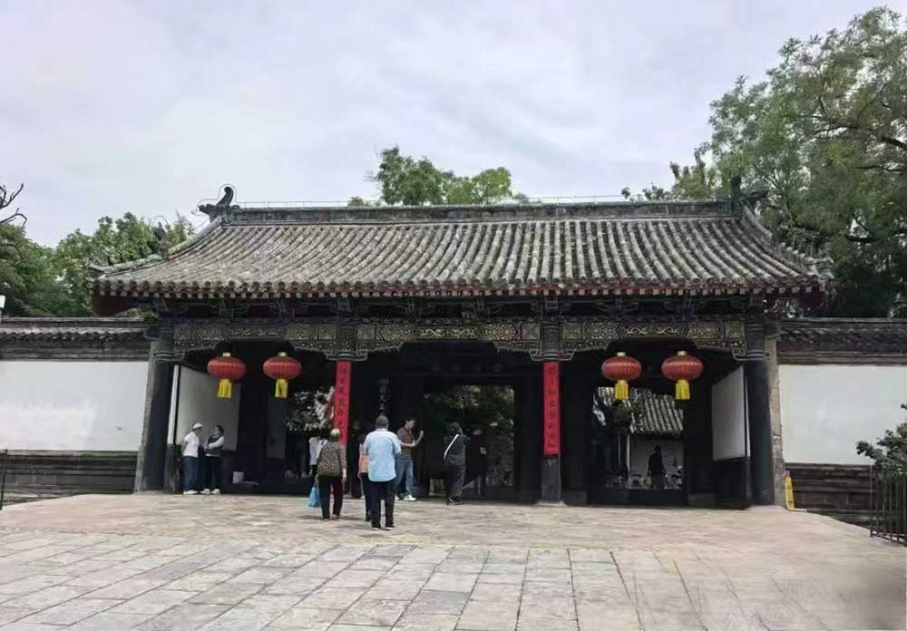 墨韵儒风耀孔府 颍上文脉绽华光——杨湖书画院副院长顾永安书法作品展曲阜孔府盛大启幕(图2)